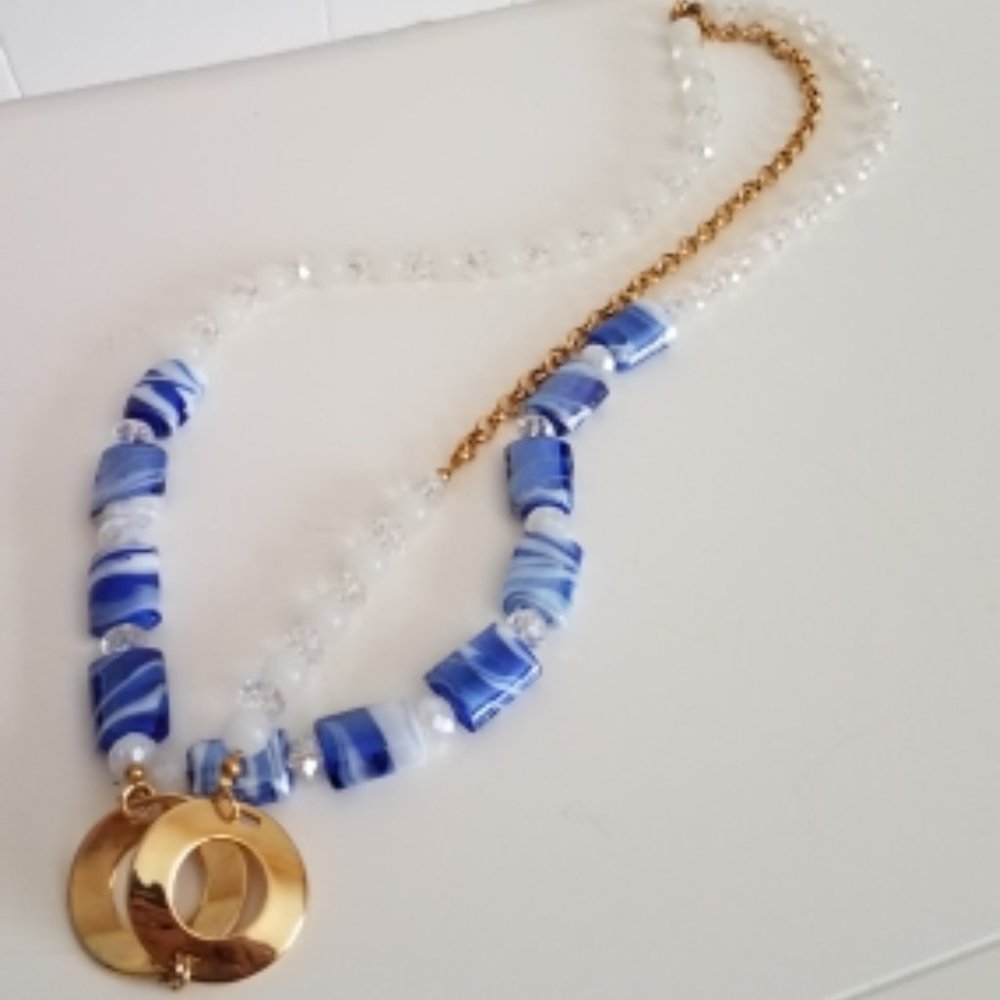 Royal Blue and Clear Fashion Necklace